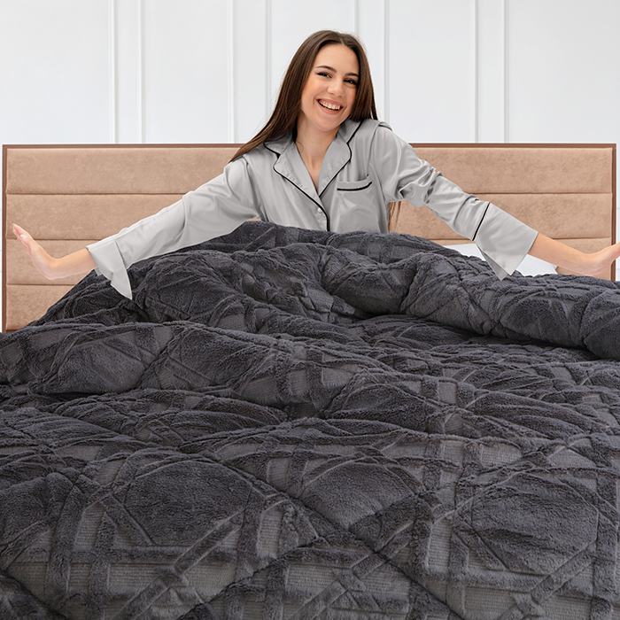 Breeze Winter Comforter